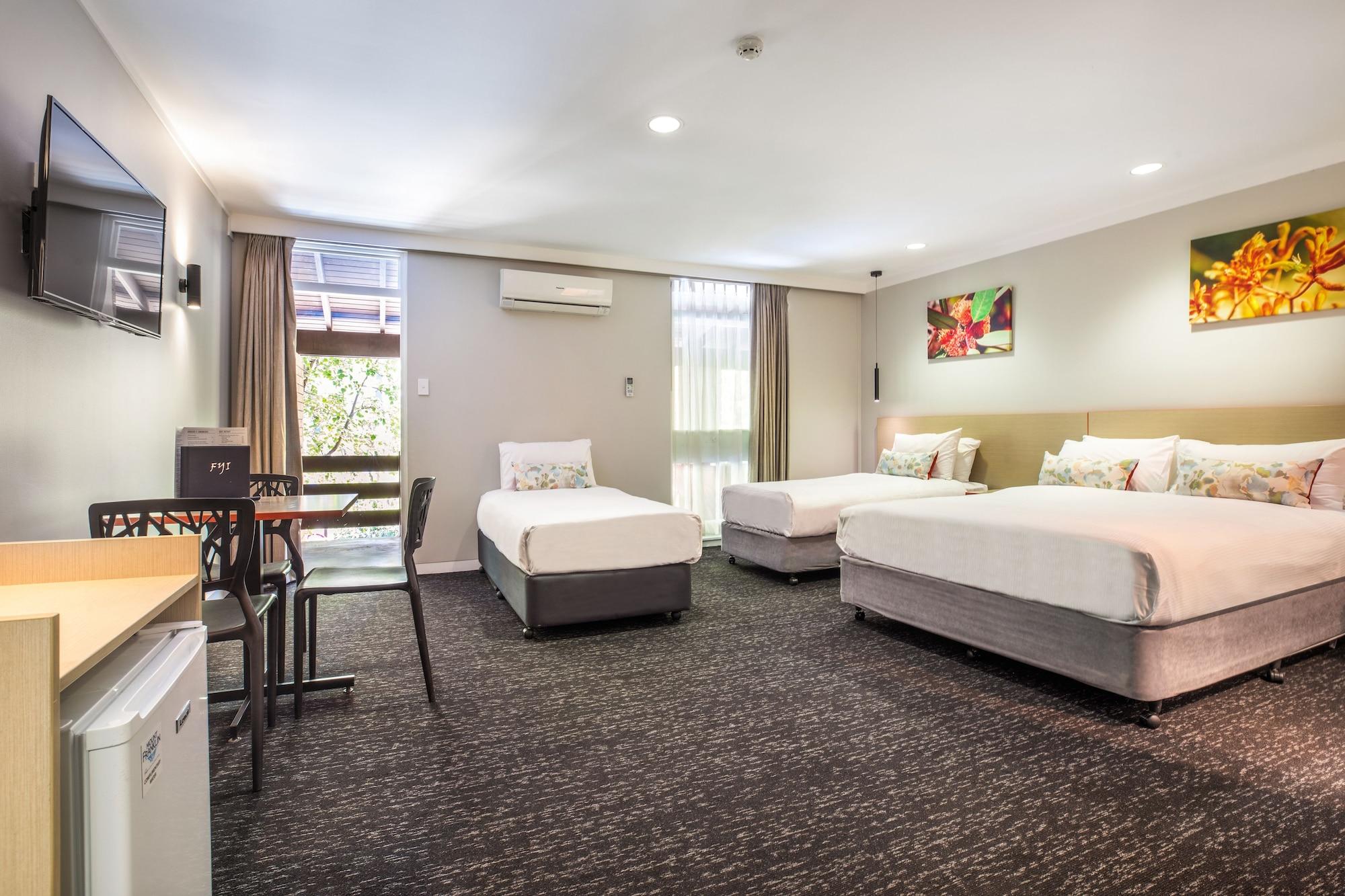 Nightcap At The Ranch Hotel Macquarie Park Exterior photo