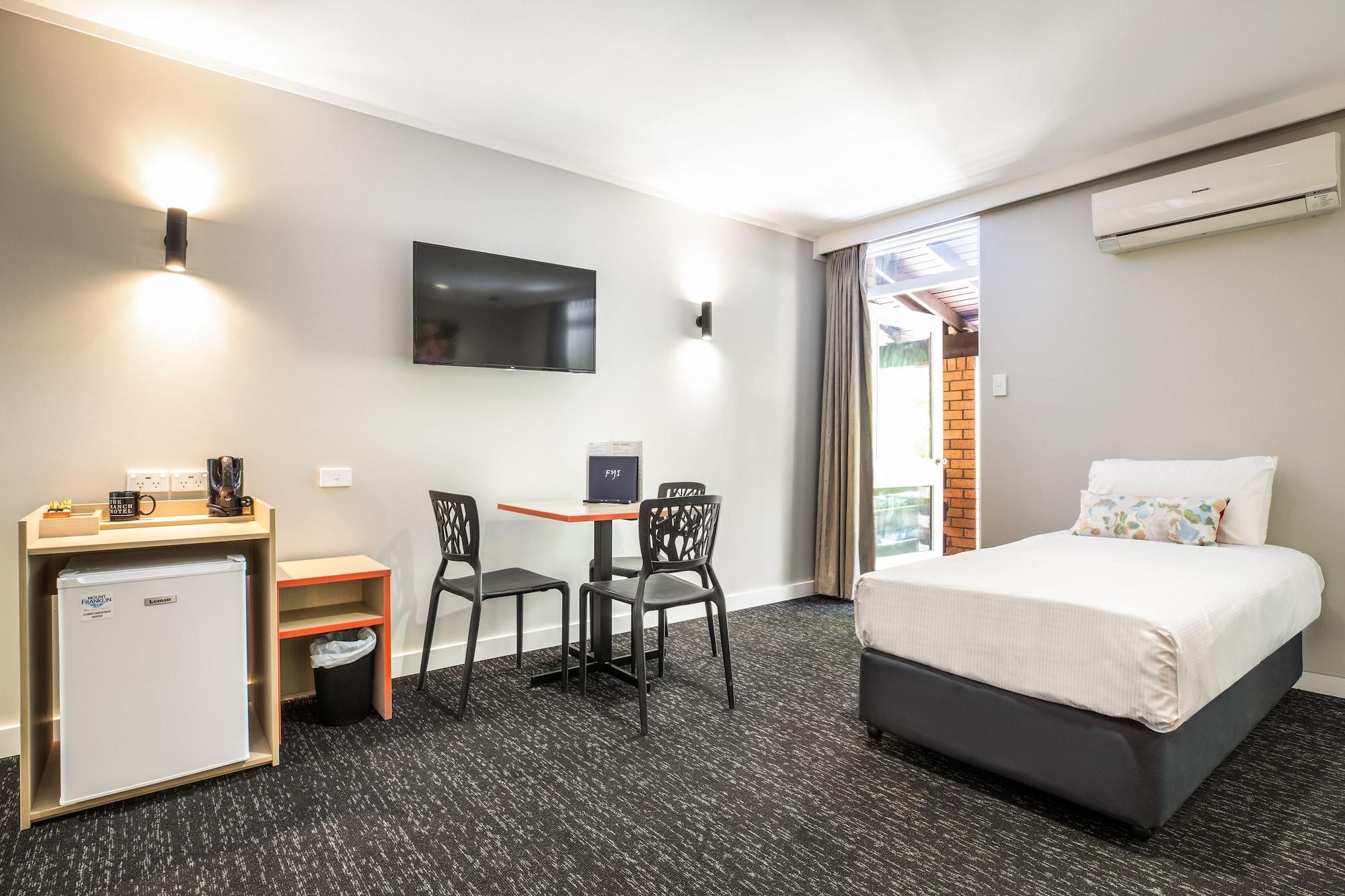 Nightcap At The Ranch Hotel Macquarie Park Exterior photo